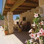 Holiday home House With Pool And Whirlpool Sara