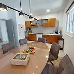 Holiday home House With Pool And Whirlpool Sara *
