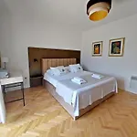 Holiday home House With Pool And Whirlpool Sara