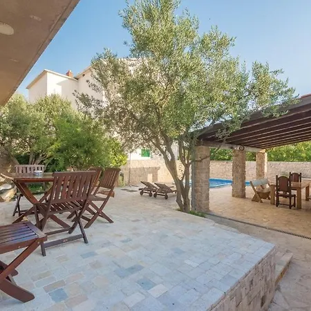 House With Pool And Whirlpool Sara Holiday home Betina (Sibenik-Knin)