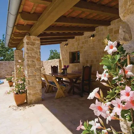 Holiday home Holiday House With Pool And Whirlpool Sara
