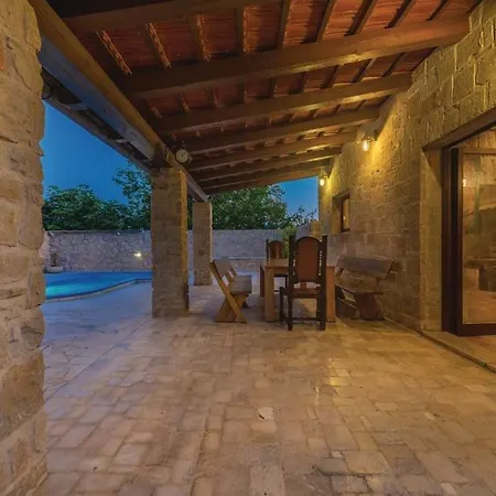 Holiday home Holiday House With Pool And Whirlpool Sara