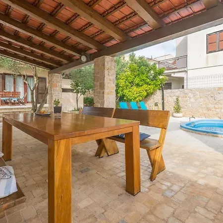 Holiday House With Pool And Whirlpool Sara * Betina (Sibenik-Knin)