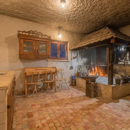 Holiday home Holiday House With Pool And Whirlpool Sara Betina (Sibenik-Knin)