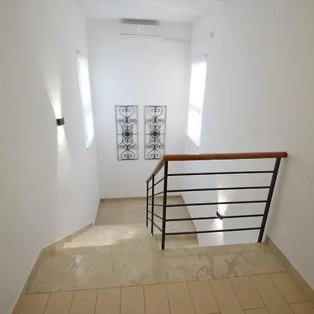 Holiday home Holiday House With Pool And Whirlpool Sara Betina (Sibenik-Knin)