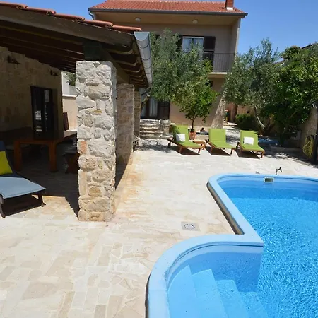 Holiday House With Pool And Whirlpool Sara Holiday home *