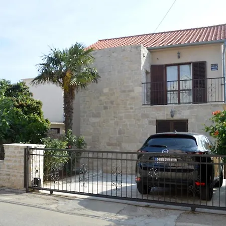 Holiday House With Pool And Whirlpool Sara Holiday home