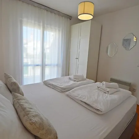 Holiday home Holiday House With Pool And Whirlpool Sara