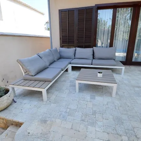 Holiday home Holiday House With Pool And Whirlpool Sara
