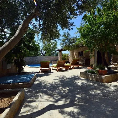 Holiday home Holiday House With Pool And Whirlpool Sara Betina (Sibenik-Knin)