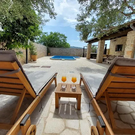 Holiday home Holiday House With Pool And Whirlpool Sara