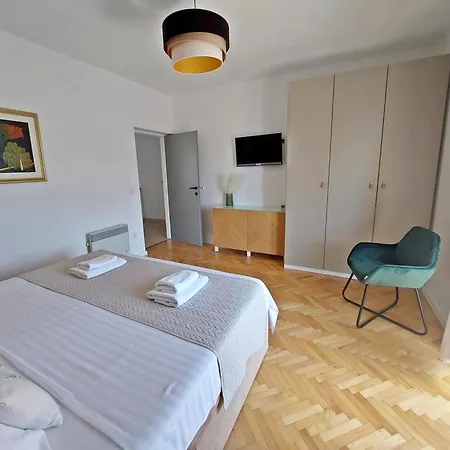 Holiday House With Pool And Whirlpool Sara * Betina (Sibenik-Knin)
