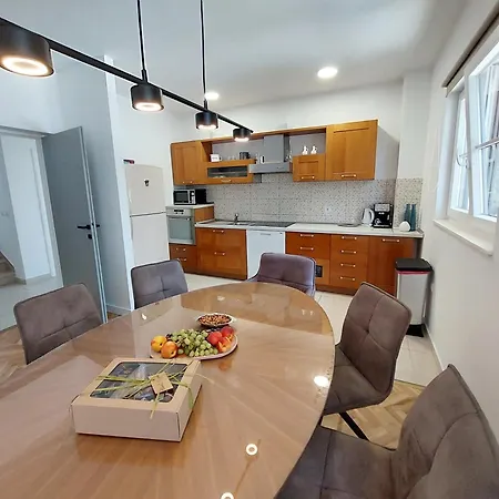 Holiday home Holiday House With Pool And Whirlpool Sara *